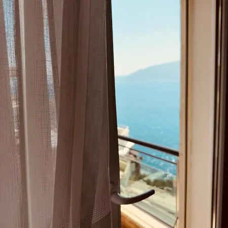 Blue Horizont * Vlorë